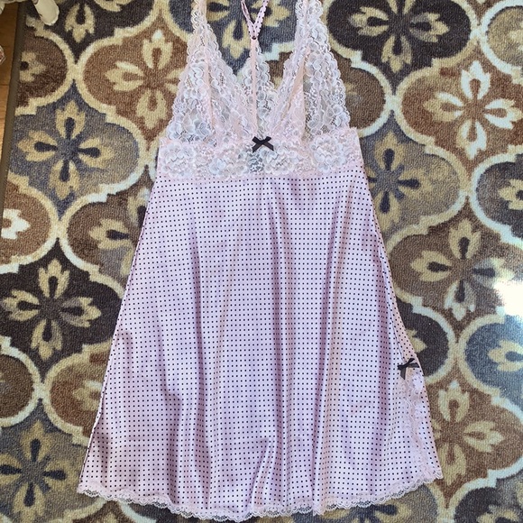 Victoria’s Secret Lace Polka Dot Babydoll - Picture 2 of 16